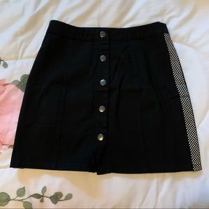 Button up skirt w/ checkered pattern on sides